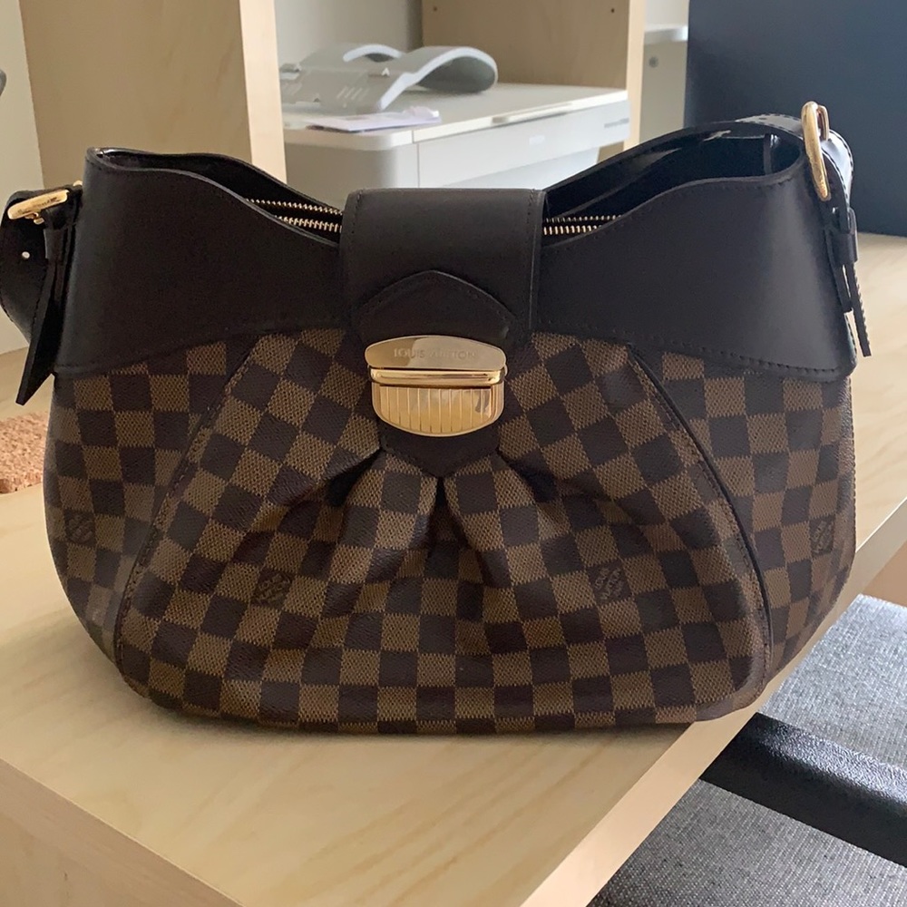 AUTHENTIC Louis Vuitton Damier Ebene Shoulder bag